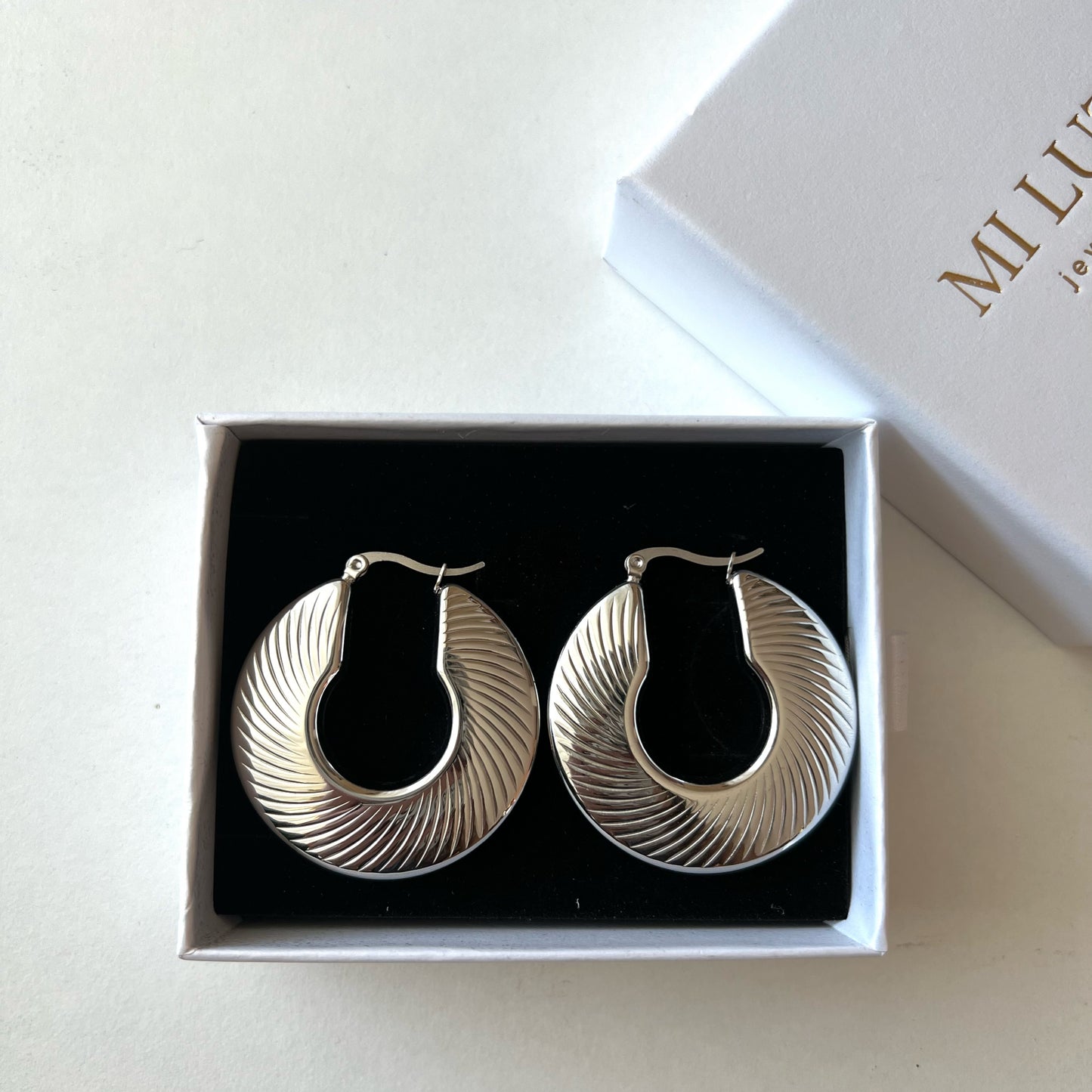 Vivi Earrings